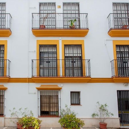 Pikis Apartment Center 1 Sevilla Eksteriør billede