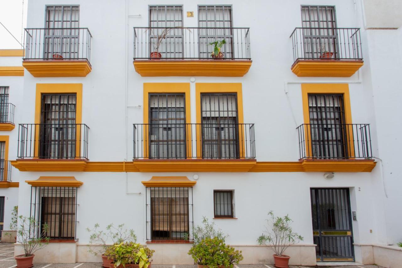 Pikis Apartment Center 1 Sevilla Eksteriør billede