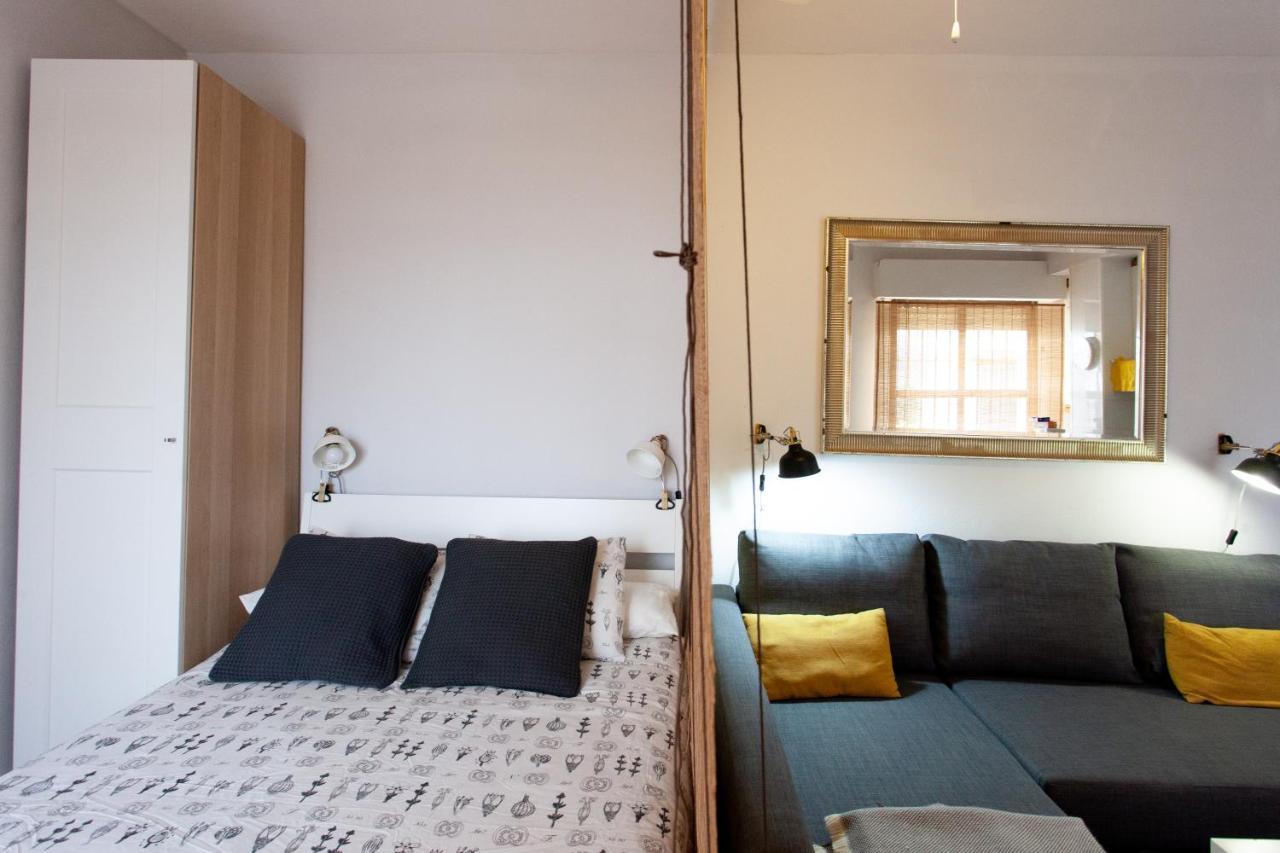 Pikis Apartment Center 1 Sevilla Eksteriør billede