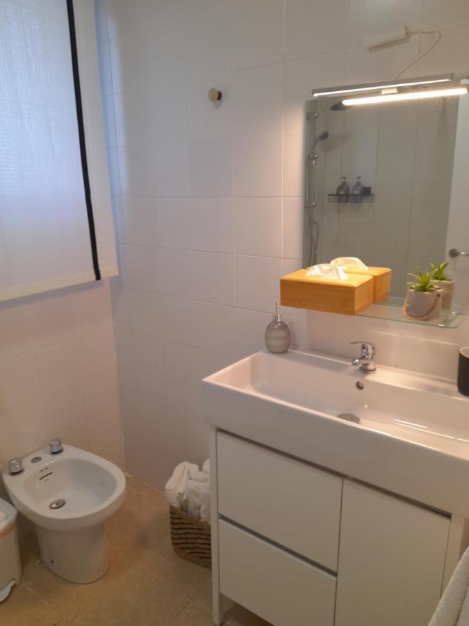 Pikis Apartment Center 1 Sevilla Eksteriør billede